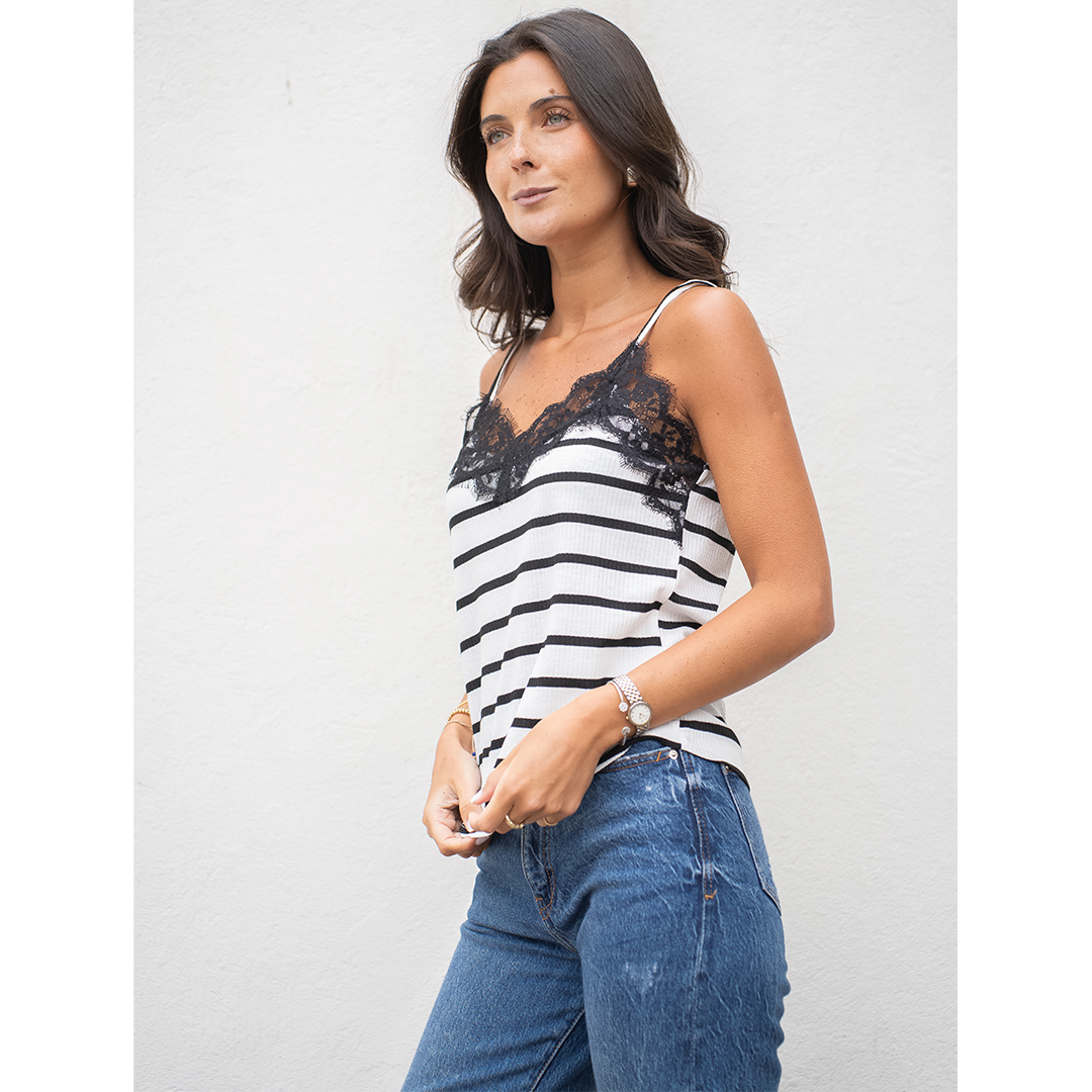 Polera Ami