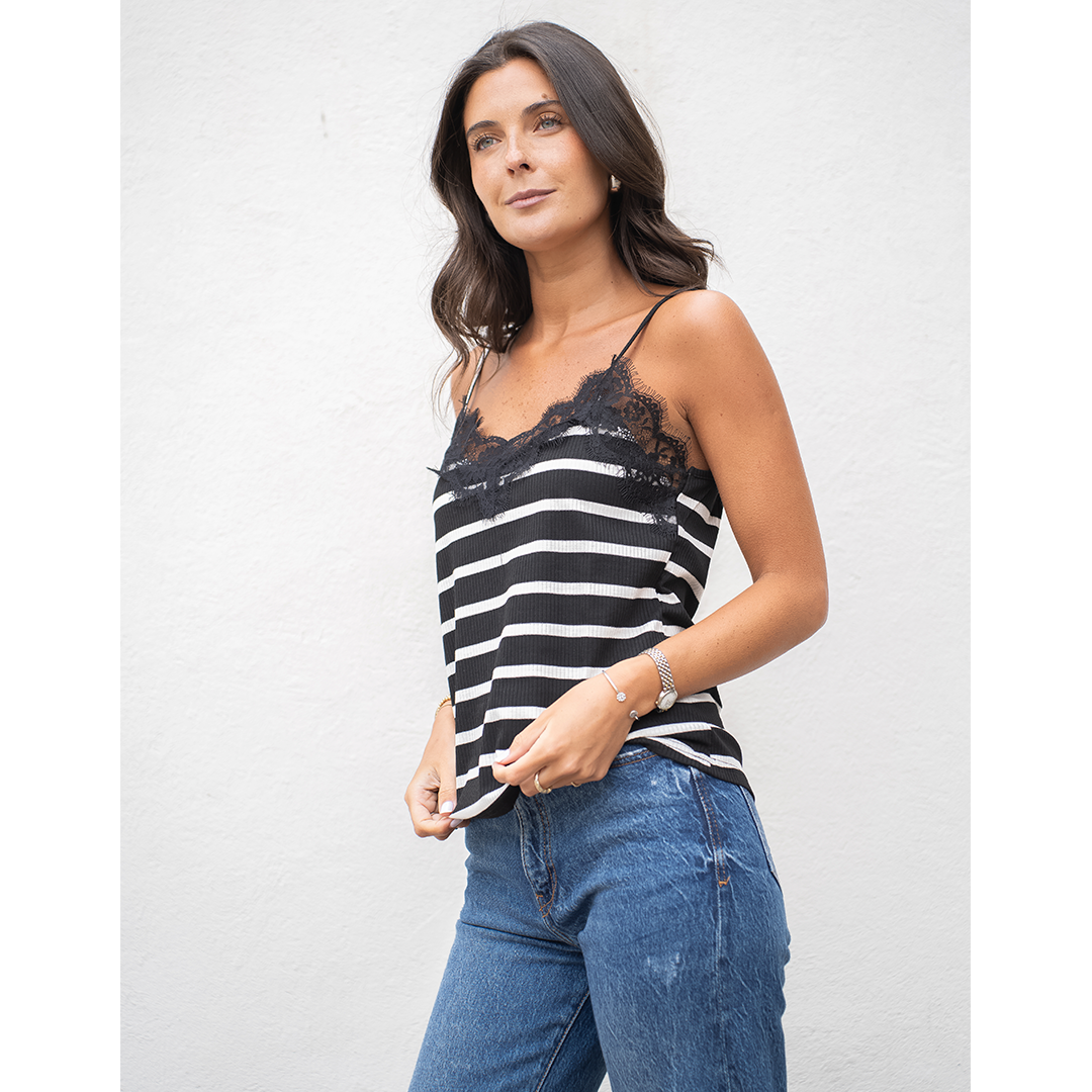 Polera Ami